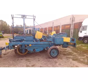 Картоплекомбайн KARLIK Z 642 Картоплекомбайн KARLIK Z 642