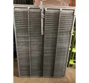 Решето John Deere 1042/1052/1055/950/952/955/960/970 137*97 Решето John Deere 1042/1052/1055/950/952/955/960/970 137*97