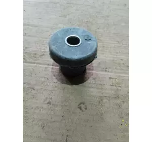 Подушка двигуна MF 240/440, 1612171m1 Подушка двигуна MF 240/440, 1612171m1