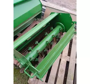 Січкарня John Deere 952/1032 на чотири соломотряси ширина 98.5 см. Січкарня John Deere 952/1032 на чотири соломотряси ширина 98.5 см.