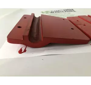 Прижими та напрявляюча головки коси жатки R082897, R082898, R082899 Massey Ferguson MF20, MF430 Прижими та напрявляюча головки коси жатки R082897, R082898, R082899 Massey Ferguson MF20, MF430