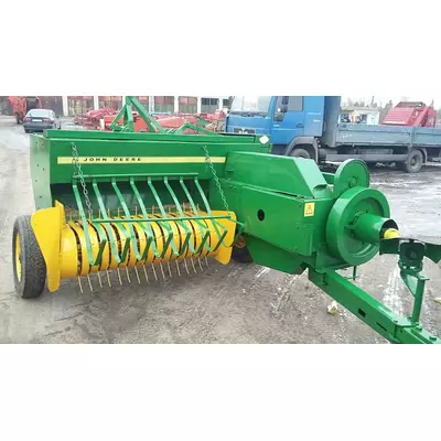 Прес-підбирач JOHN DEERE CB 300. 1.5M