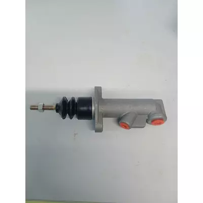 Циліндр тормозний головний MF/Sampo, S049451