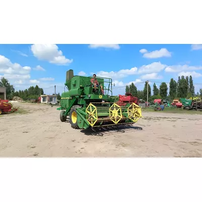 Зернозбиральний комбайн JOHN DEERE 935 3M