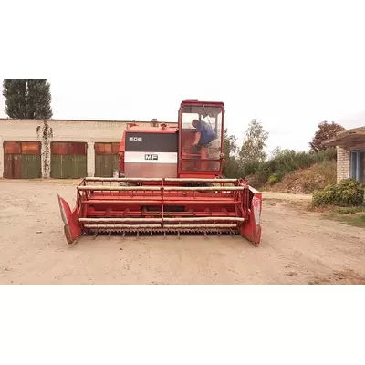 Зерновий комбайн MASSEY FERGUSON 506. 3,6M