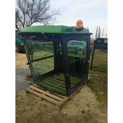 Кабіна John Deere