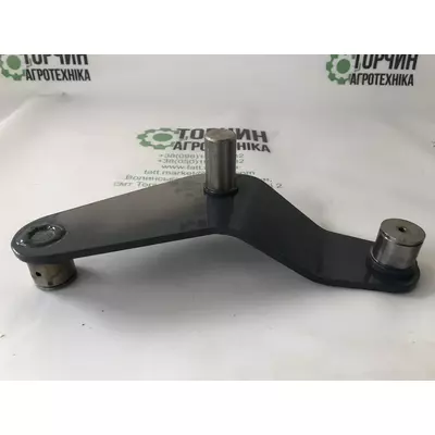 Кронштейн грохота правий,лівий ціна за один Claas Consul