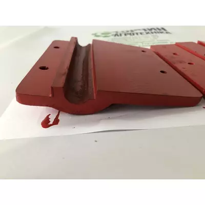 Прижими та напрявляюча головки коси жатки R082897, R082898, R082899 Massey Ferguson MF20, MF430