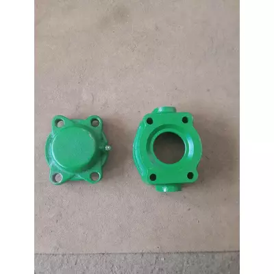 Корпус хрестовини жатки з кришкою, Volvo 800/1110